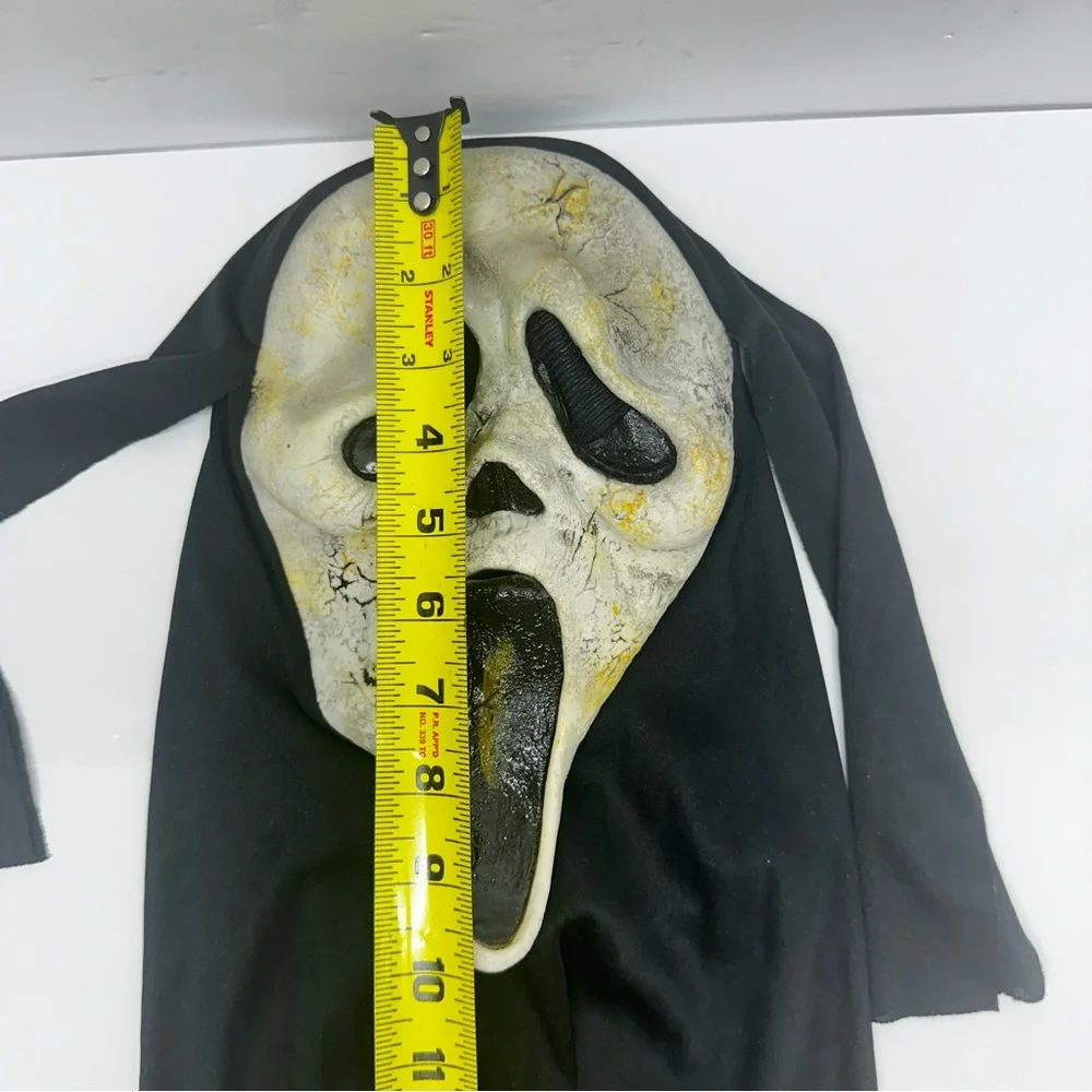 Scream Ghost Face Aged Mask Fun World Halloween Costume Scary April - June 2012